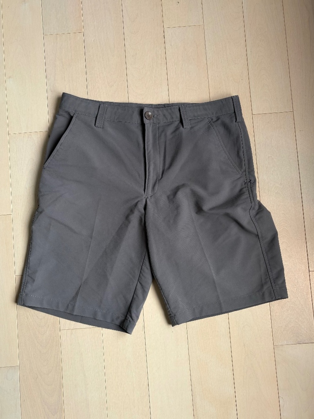 Mens Golf Shorts - Under Armour - Size 34